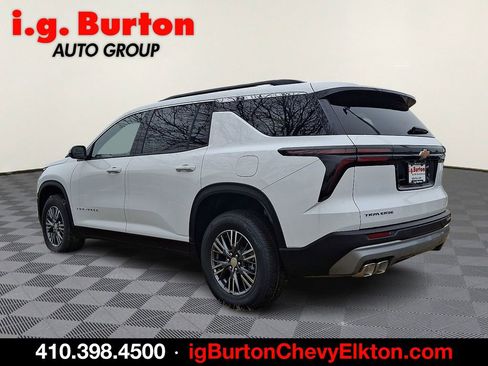 New 2026 Chevrolet Traverse LT w/ LPO, Floor Liner Package FWD image 3