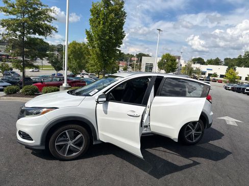 Used 2022 Honda HR-V EX image 18