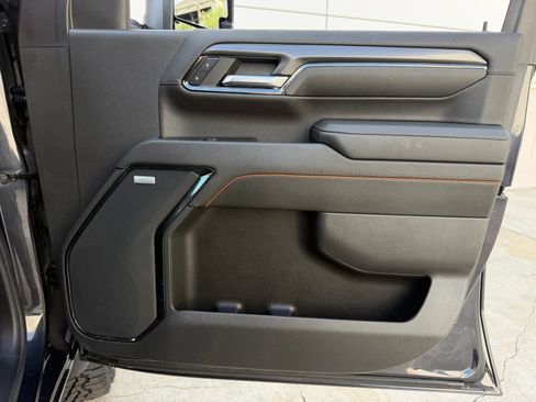 Used 2024 GMC Sierra 2500 AT4 w/ AT4 Premium Plus Package AWD/4WD image 26