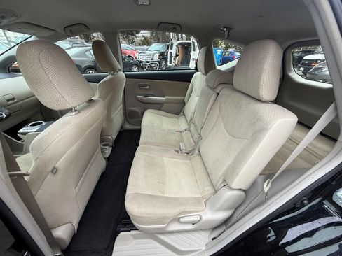 Used 2012 Toyota Prius V Five image 15