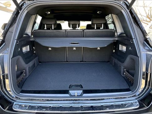 New 2026 Mercedes-Benz GLB 250 image 12