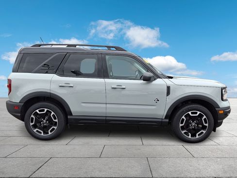 Certified 2024 Ford Bronco Sport Outer Banks w/ Tech Package AWD/4WD image 7