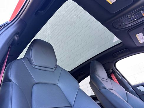 New 2026 Porsche Cayenne S image 18