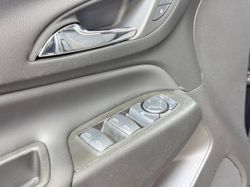 Used 2024 Chevrolet Equinox LT AWD/4WD image 10