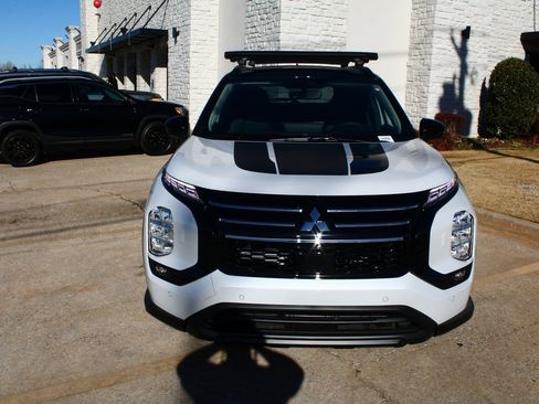 New 2026 Mitsubishi Outlander Trail Edition image 6