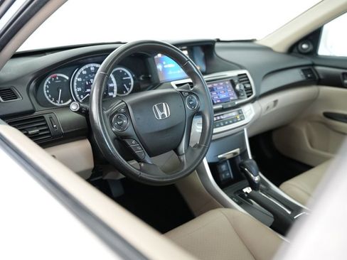 Used 2015 Honda Accord EX-L image 6