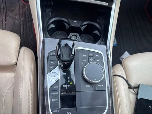 Used 2020 BMW 330i Sedan w/ Premium Package RWD image 18