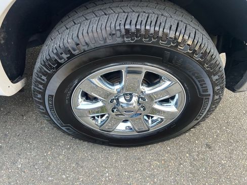 Used 2014 Ford F150 Lariat w/ Equipment Group 502A Luxury image 21