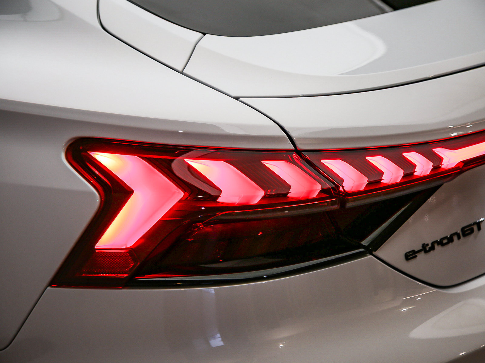 Certified 2023 Audi e-tron GT Prestige AWD/4WD image 12