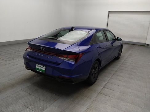 Used 2021 Hyundai Elantra SEL w/ Convenience Package FWD image 9