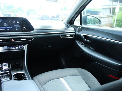Used 2020 Hyundai Sonata SEL w/ Convenience Package FWD image 16