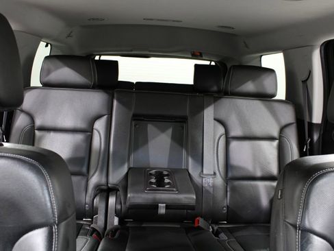 Used 2016 GMC Yukon SLT AWD/4WD image 28