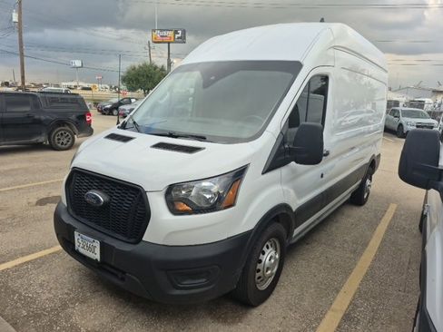 Used 2022 Ford Transit 250 148 High Roof AWD image 6