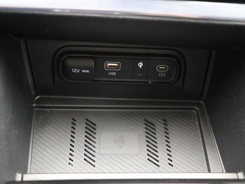 Used 2023 Kia Sportage EX image 24