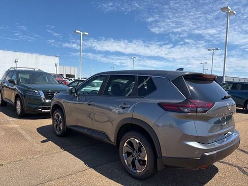 New 2026 Nissan Rogue SV image 2
