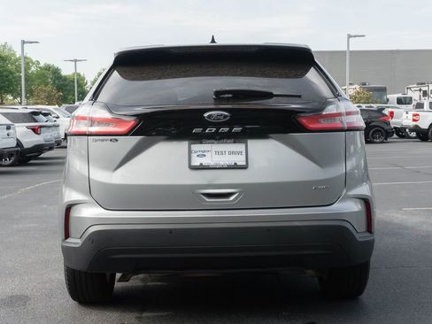 Used 2021 Ford Edge SE AWD/4WD image 8