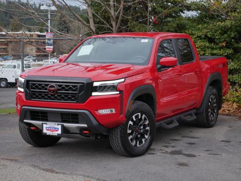 Certified 2024 Nissan Frontier PRO-4X w/ Pro Convenience Package image 2