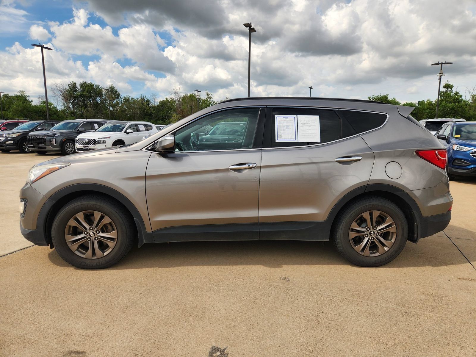 Used 2015 Hyundai Santa Fe Sport w/ Option Group 04 FWD image 5