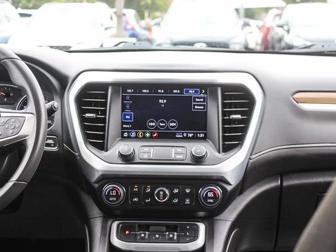 Used 2023 GMC Acadia SLE w/ Driver Convenience Package FWD image 18