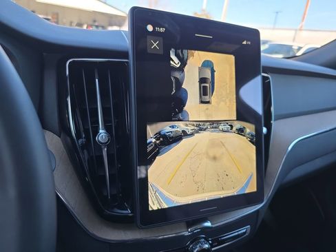 New 2026 Volvo XC60 B5 Plus w/ Protection Package Premier image 33