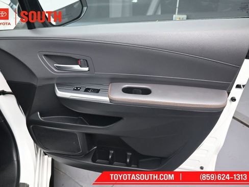 Used 2023 Toyota Sienna XSE w/ XSE Plus Package AWD/4WD image 37