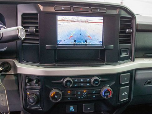 Used 2024 Ford F350 XLT image 21