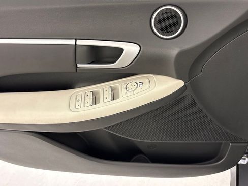 Used 2025 Hyundai Sonata SEL FWD image 22