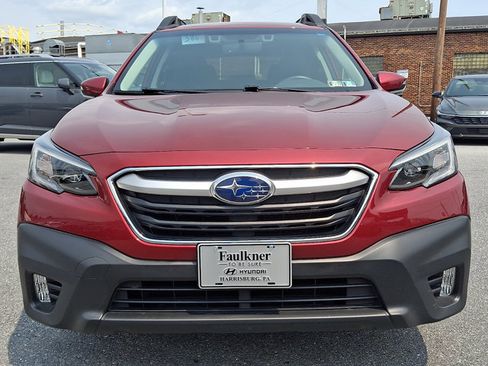 Used 2020 Subaru Outback Premium AWD/4WD image 2