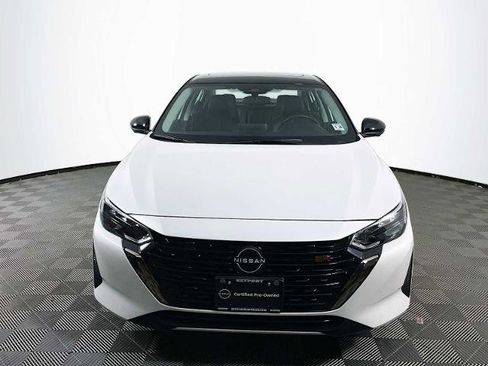 Certified 2024 Nissan Sentra SR w/ SR Premium Package image 2