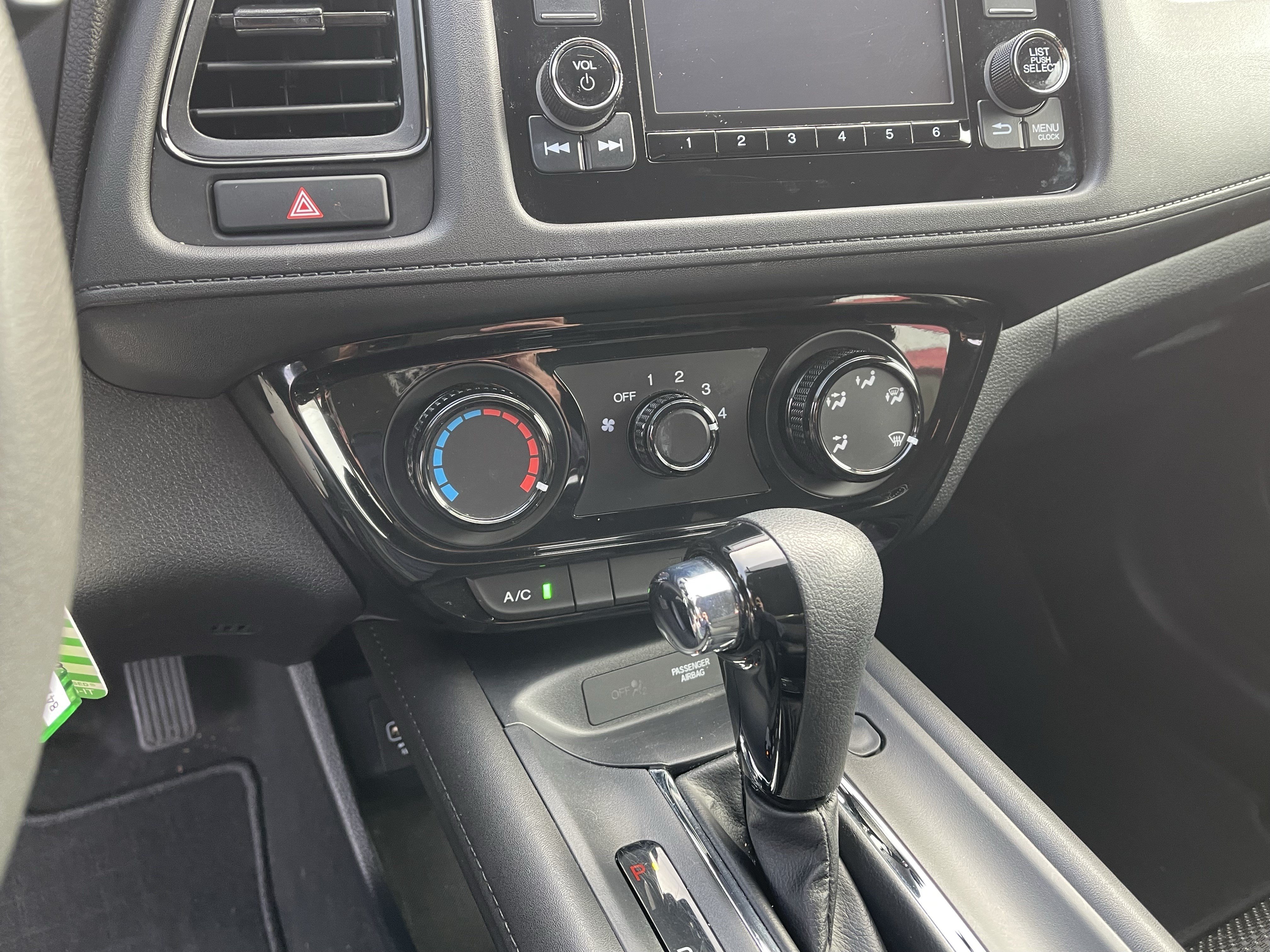 Used 2022 Honda HR-V LX image 22