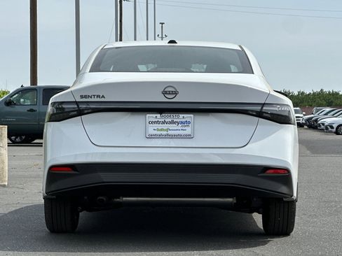 New 2026 Nissan Sentra SV image 5