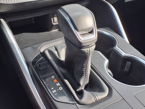 Used 2024 Toyota Highlander XSE FWD image 7