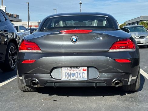 Used 2015 BMW Z4 sDrive35is image 4