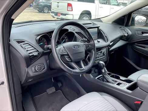 Used 2018 Ford Escape SE w/ SE Sport Appearance Package image 14