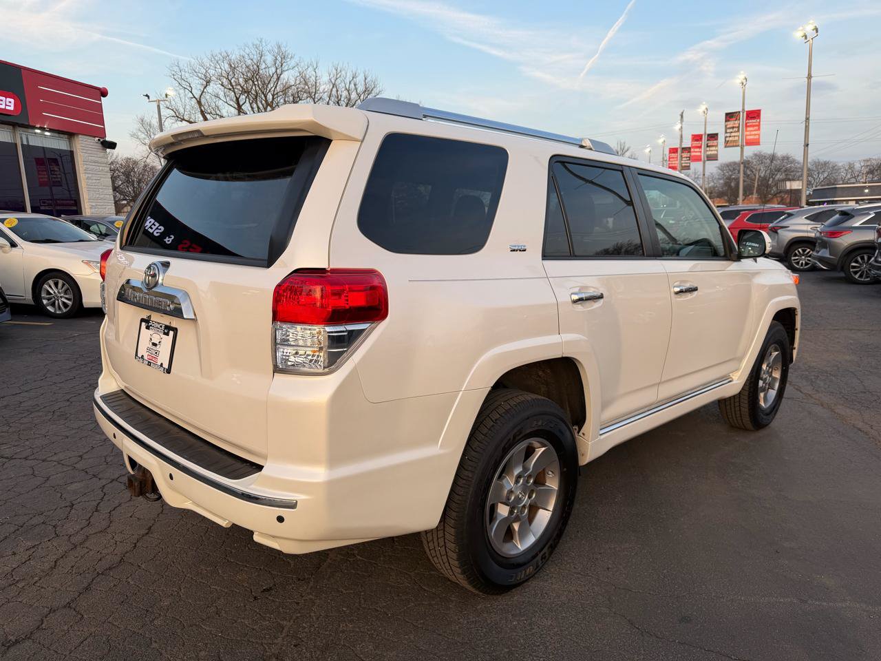 Used 2010 Toyota 4Runner SR5 w/ Convenience Pkg AWD/4WD image 7