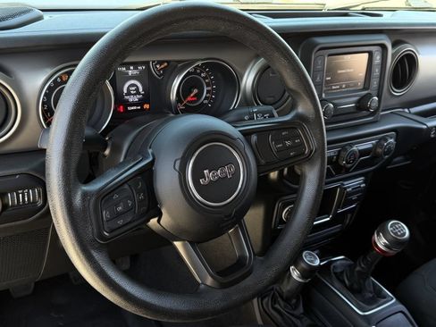 Used 2021 Jeep Wrangler Sport AWD/4WD image 13