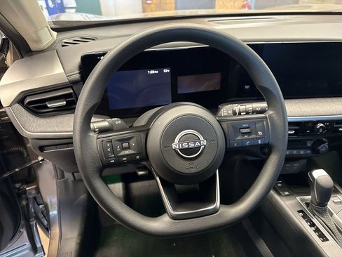 New 2026 Nissan Kicks SV w/ SV Premium Package image 11