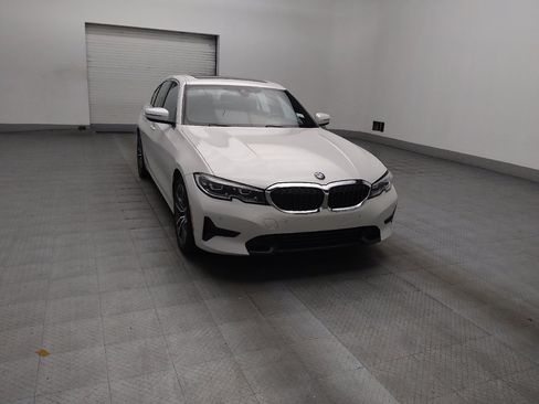Used 2021 BMW 330e w/ Convenience Package RWD image 13