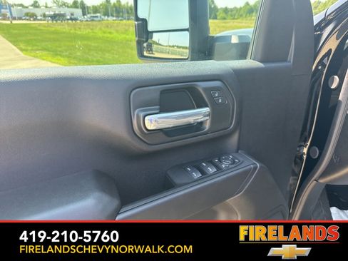 New 2025 Chevrolet Silverado 2500 Custom w/ Custom Value Package image 16