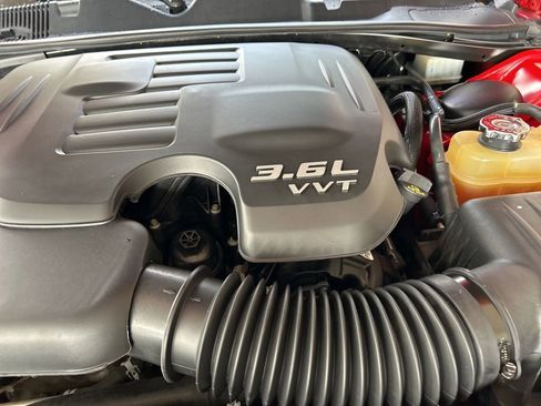 Used 2018 Dodge Challenger SXT Plus image 11