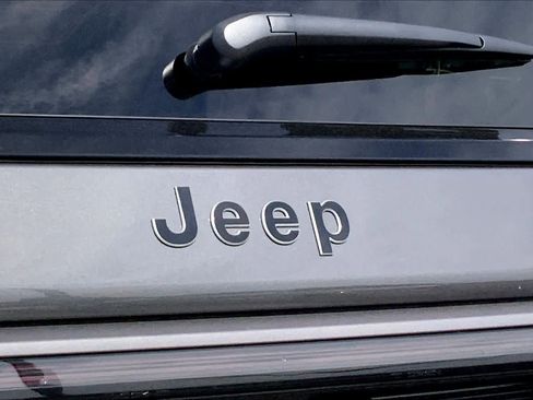 New 2026 Jeep Grand Wagoneer Limited AWD/4WD image 14