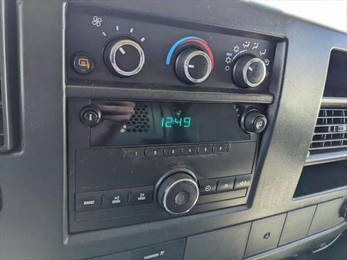 Used 2013 Chevrolet Express 2500 w/ Power Package RWD image 18