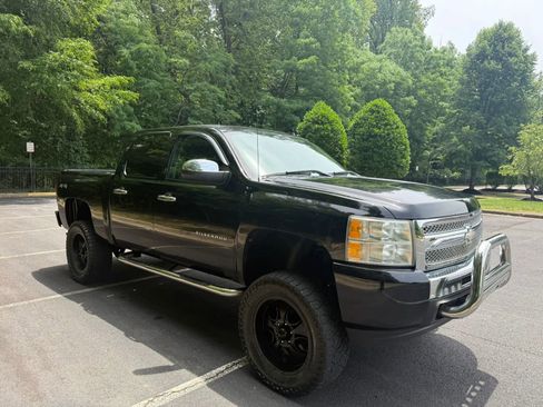 Used 2011 Chevrolet Silverado 1500 LS AWD/4WD image 50