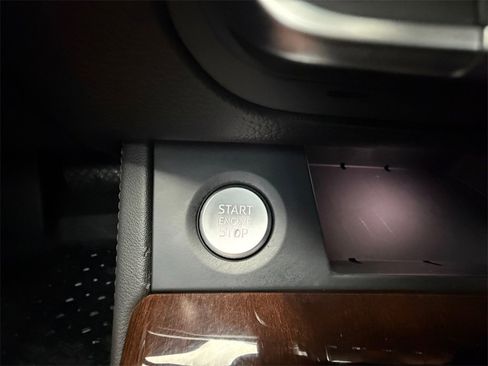 Used 2019 Audi Q5 2.0T Premium Plus w/ Premium Plus Package image 25