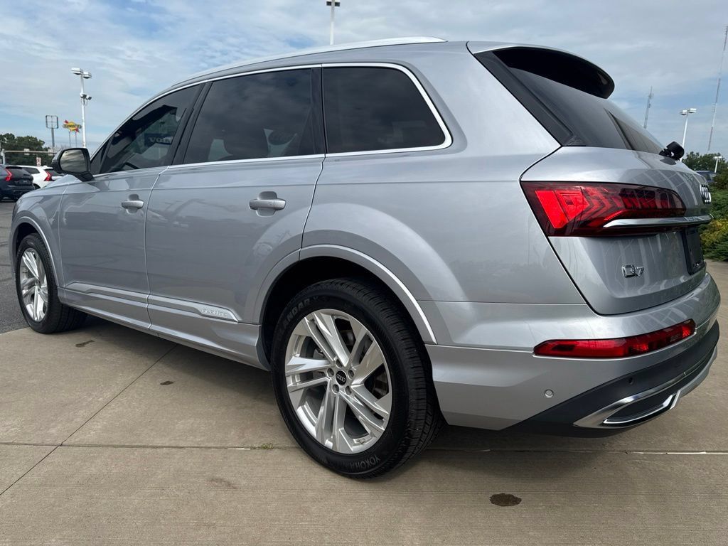 Used 2022 Audi Q7 3.0T Premium Plus AWD/4WD image 7