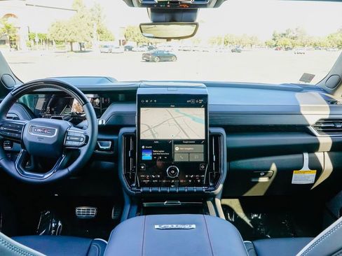 New 2026 GMC Yukon AT4 Ultimate image 13