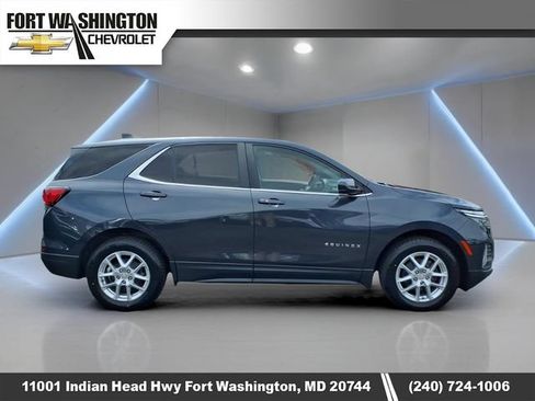 Used 2022 Chevrolet Equinox LT AWD/4WD image 2