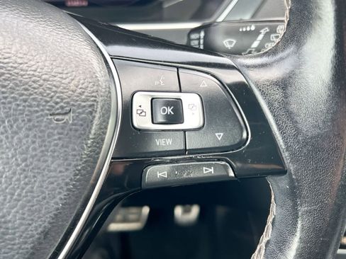 Used 2019 Volkswagen Tiguan SEL Premium R-Line image 24