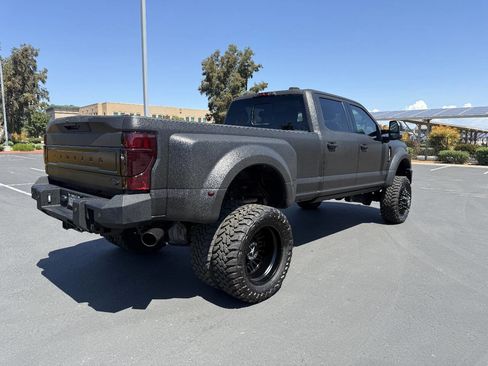 Used 2020 Ford F450 Limited w/ FX4 Off-Road Package image 3
