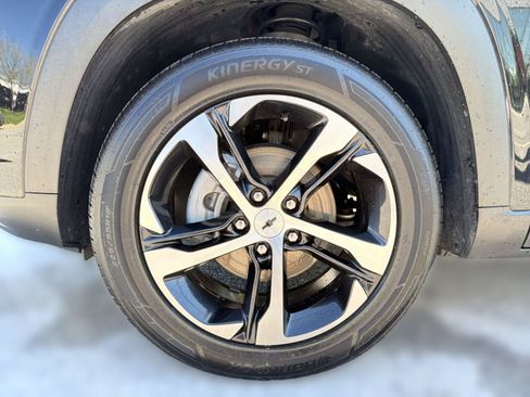 Used 2024 Chevrolet Trax RS w/ Driver Confidence Package FWD image 12